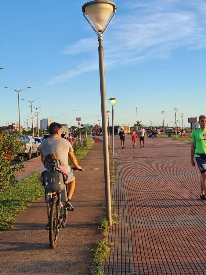 Costanera Encarnacion - Apartamento Entero المظهر الخارجي الصورة
