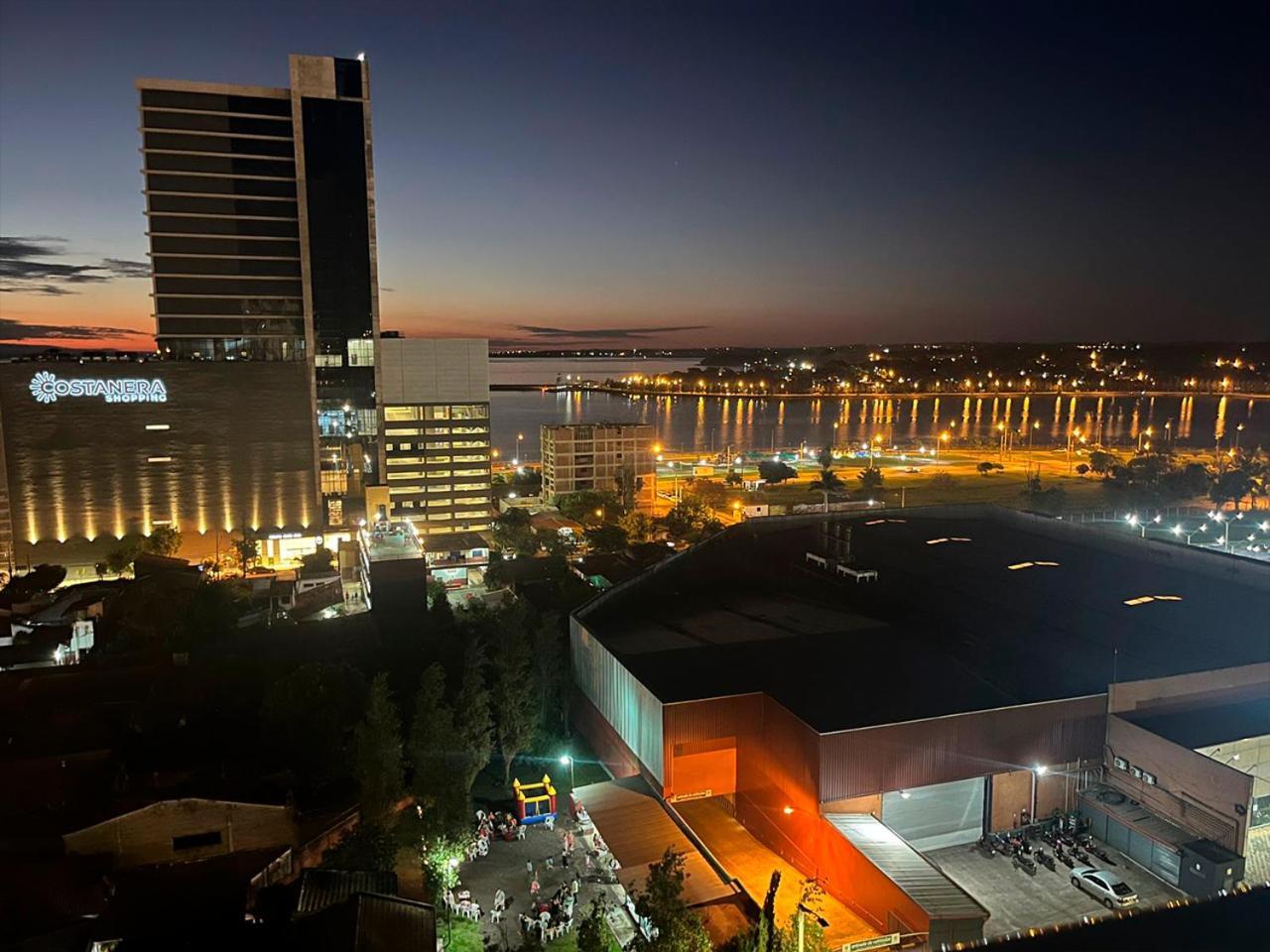 Costanera Encarnacion - Apartamento Entero المظهر الخارجي الصورة